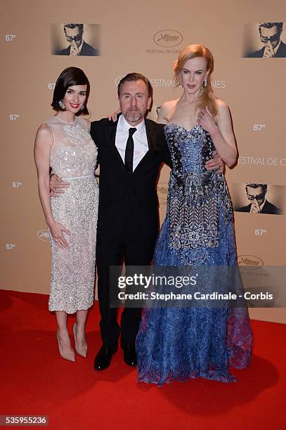 Paz Vega, Tim Roth and Nicole Kidman attend the Opening ceremony dinner of the 67th Cannes Film Festival.