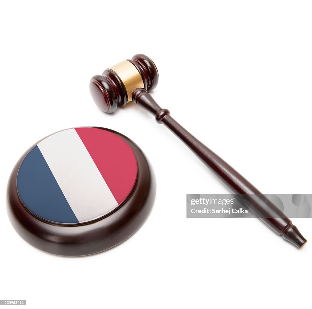 Richter Richterhammer und soundboard mit Frankreich-Flagge