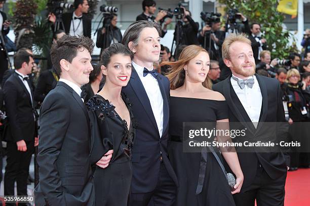 The cast of 'Office du Tourisme', Leo Reynaud, Barbara Probst, Benjamin Biolay, Elsa Canovas and Benoit Hamon at the "FoxCatcher" Premiere during the...