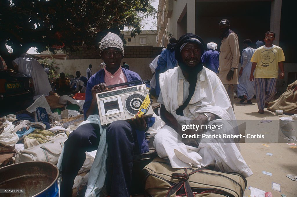 Mauritanians Awaiting Deportation After Race Riots in Senegal