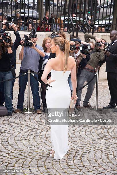 Jennifer Lopez attends the Versace show as part of Paris Fashion Week - Haute Couture Fall/Winter 2014-2015 on July 6, 2014 in Paris, France.