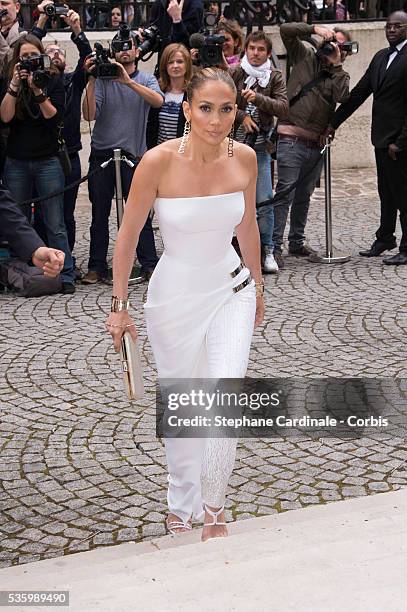 Jennifer Lopez attends the Versace show as part of Paris Fashion Week - Haute Couture Fall/Winter 2014-2015 on July 6, 2014 in Paris, France.