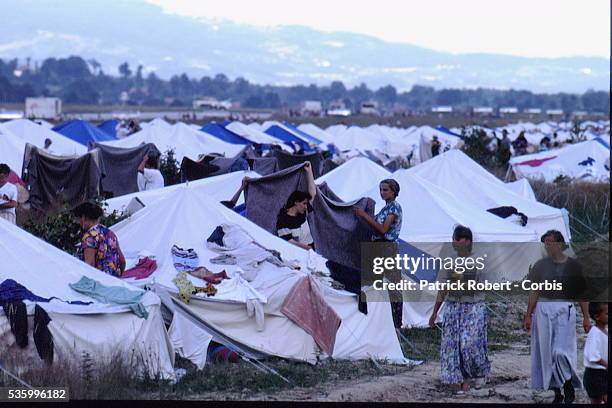 SREBRENICA REFUGEES IN THE TUZLA CAMP