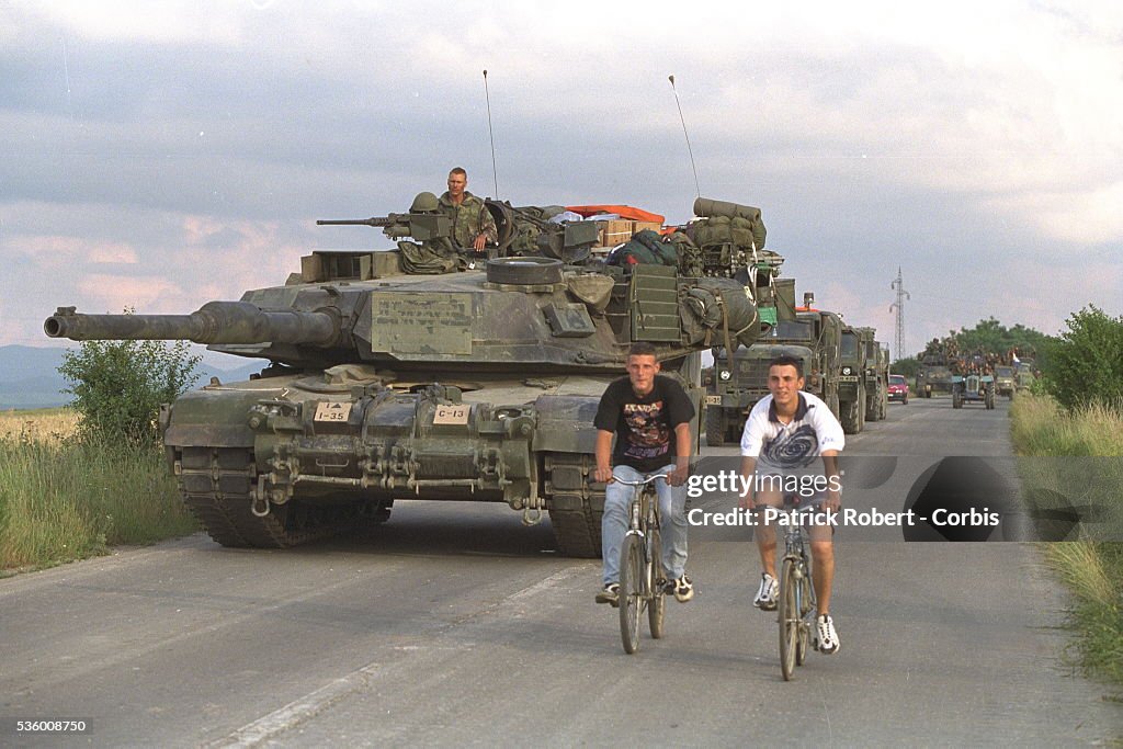 FRENCH TROOPS ARRIVE IN KOSOVO