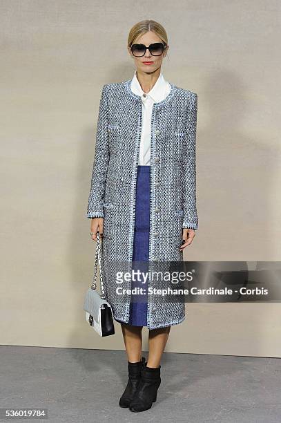 Laura Bailey attends the Chanel show as part of the Paris Fashion Week Womenswear Spring/Summer 2015 on September 30, 2014 in Paris, France.