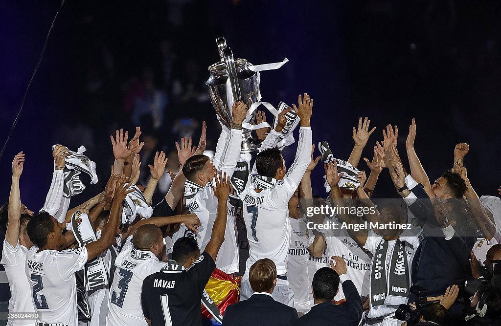 Real Madrid Celebrate After They Win Champions League Final