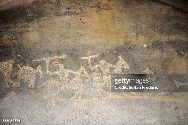 bhimbetka rock painting - stone age stockfoto's en -beelden