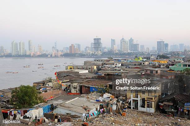 worli area of mumbai - mumbai slum stock pictures, royalty-free photos & images