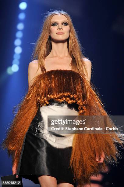 Model presents a creation by Sonia Rykiel during the Spring/Summer 2009 Ready-to-Wear Paris Fashion Week.