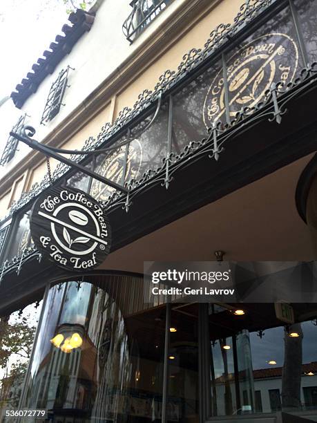 The Coffee Bean & Tea Leaf storefront sign