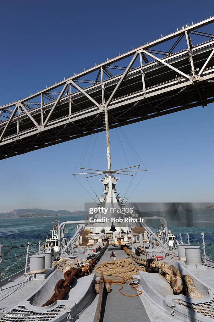 Battleship USS IOWA moved from mothball fleet