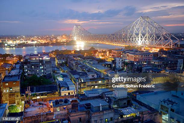 howrah bridge in kolkata - howrah bridge stock pictures, royalty-free photos & images