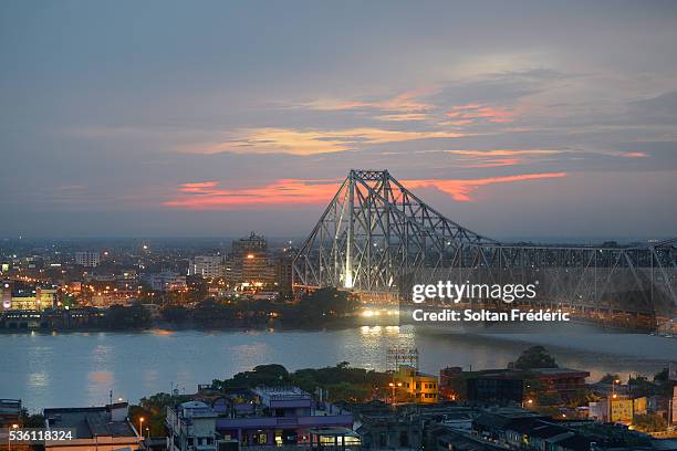 howrah bridge in kolkata - howrah bridge stock pictures, royalty-free photos & images