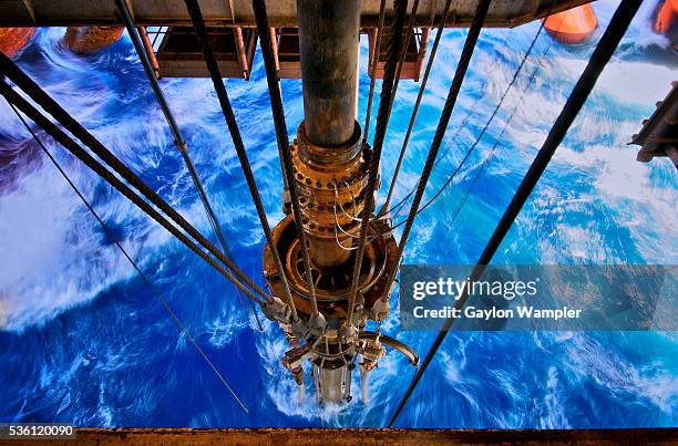 offshore tides - plataforma de perfuração - fotografias e filmes do acervo