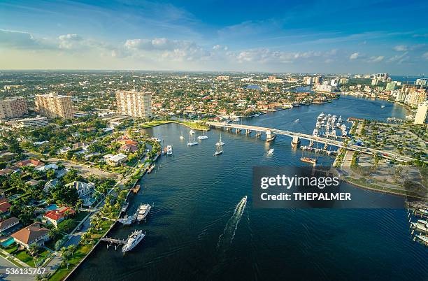 den intracoastal waterway in fort lauderdale - fort lauderdale stock-fotos und bilder