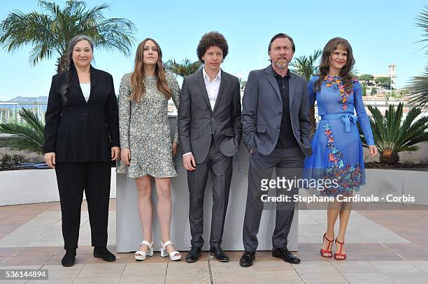 Robin Bartlett, Sarah Sutherland, Michel Franco, Tim Roth and Nailea Norvind attend the 'Chronic' Photocall during the 68th annual Cannes Film...