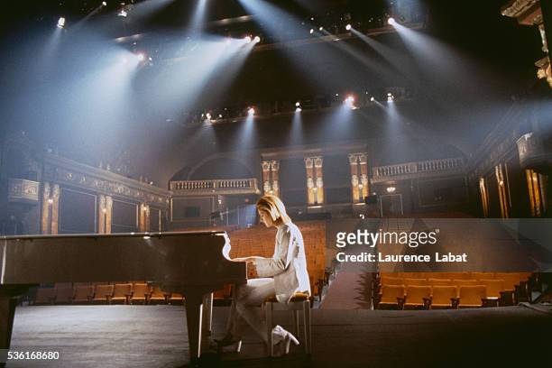 Canadian singer Céline Dion during the filming of her music video "All by Myself", directed by Gérard Pullicino.