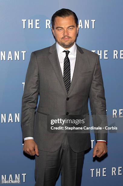 Leonardo di Caprio attends the 'Revenants' Premiere at Le Grand Rex on January 18, 2016 in Paris, France.