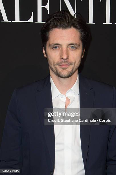 Raphael Personnaz attends the Valentino Menswear Fall/Winter 2016-2017 show as part of Paris Fashion Week on January 20, 2016 in Paris, France.