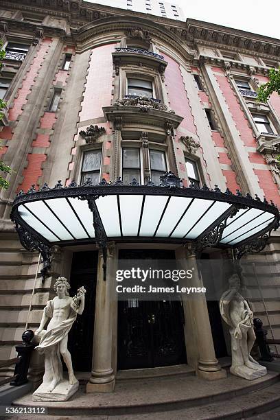 Fifth Ave, a beaux arts mansion on Fifth Ave. Across from the Metropolitan Museum of Art is owned by Carlos Slim . The building, dubbed the...