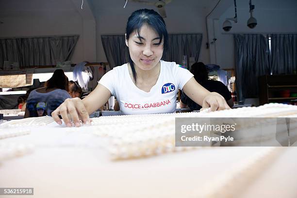 Pearl Sorting Grace Sample Photos and Premium High Res Pictures - Getty Images