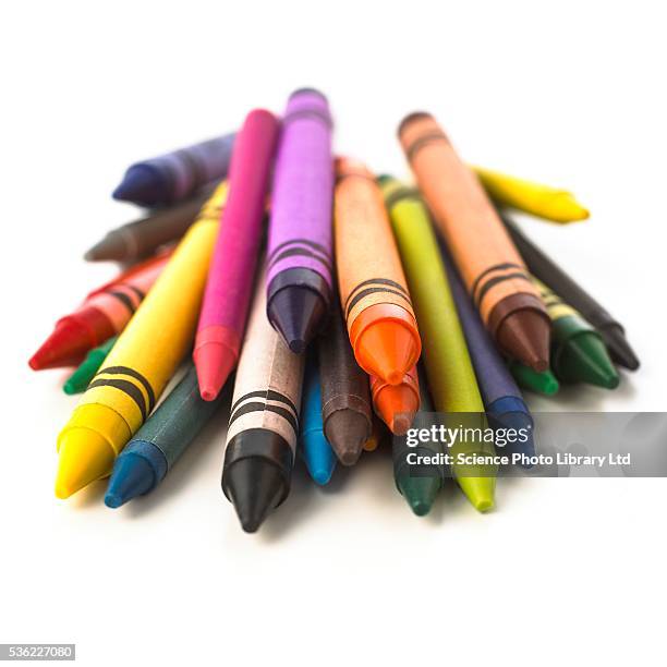 crayons. - lápiz de color fotografías e imágenes de stock