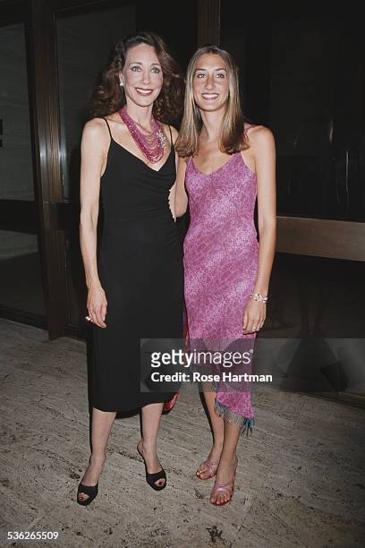 American actress and model Marisa Berenson with her daughter Starlight at the CFDA Lifetime Achievement Award for Valentino, New York City, USA, 2000.