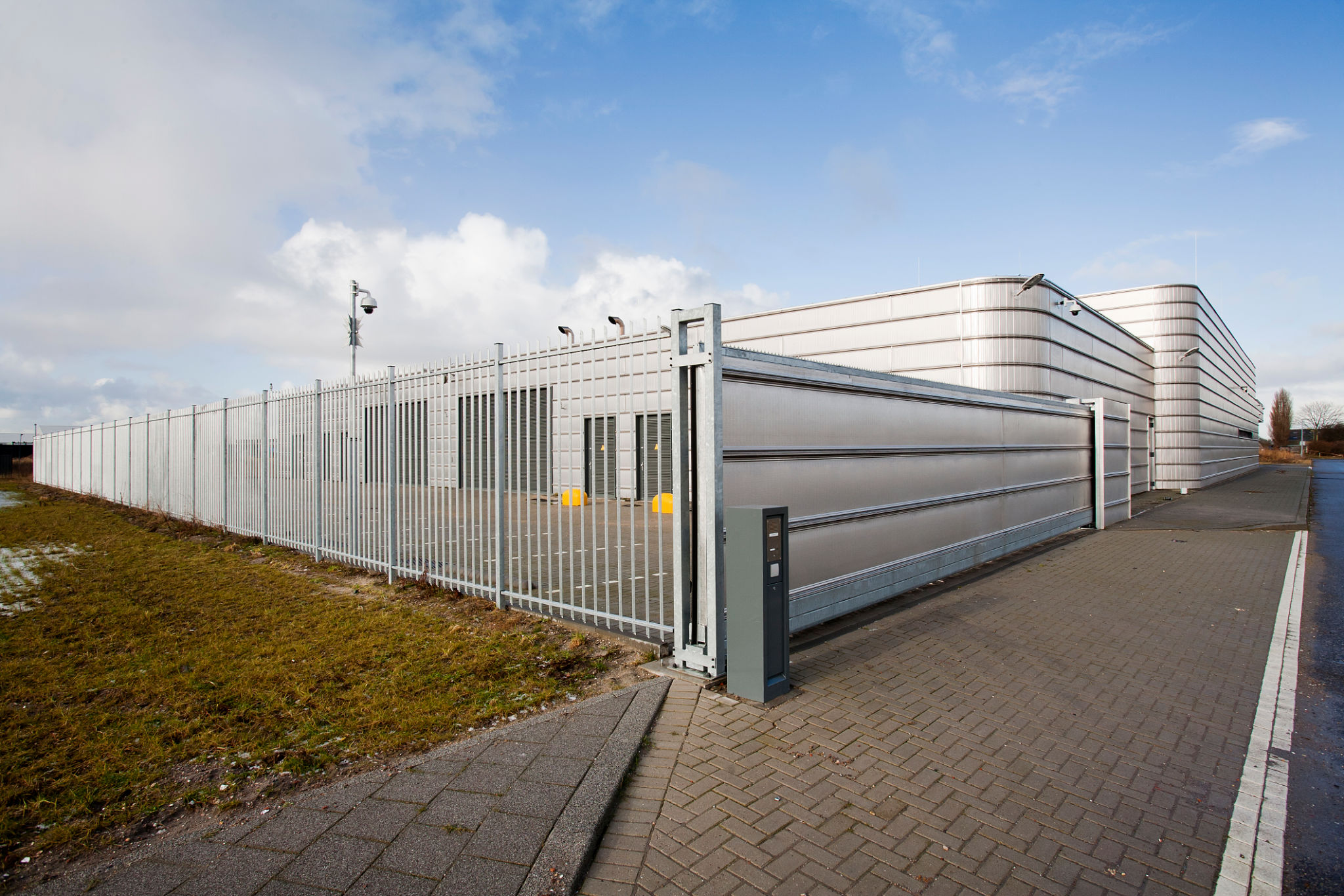fence security