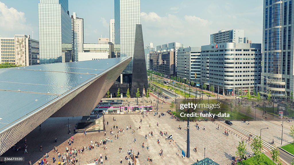 Hauptbahnhof Rotterdam und Weena Avenue