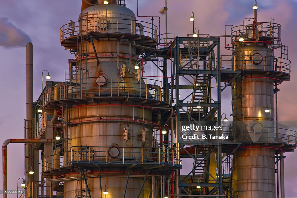 Oil refinery at dawn in Kawasaki, Japan