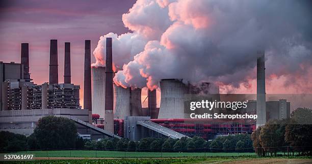 power station chimneys - koldioxid bildbanksfoton och bilder