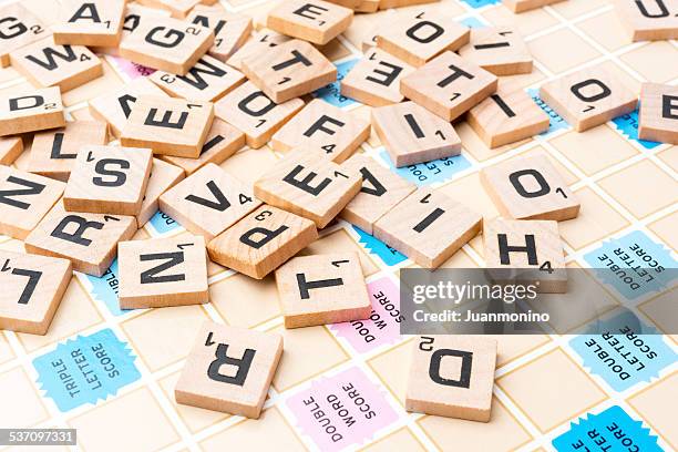 scrabble letters - scrabble stockfoto's en -beelden