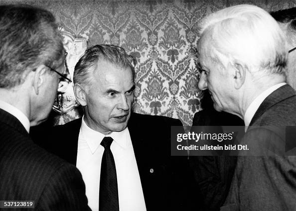 Modrow Modrow, Hans Politiker, SED, PDS; D, Ministerpräsident DDR, im... News ...