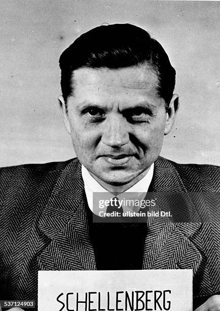 Schellenberg Ss 93 photos et images haute résolution de Ss Fuehrer - Getty Images