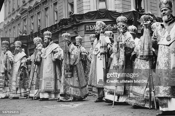 Alexander I. , König des Königreichs der Serben, Kroaten, und Slowenen 1921 - 1929 / von Jugoslawien, 1929 - 1934, Nach den Feierlichkeiten in der,...