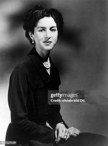 Geborene Prinzessin von Griechenland, - als Ehefrau Peters II. Von Jugoslawien, im Exil während eines Aufenthaltes in, London, - wohl Anfang 1955