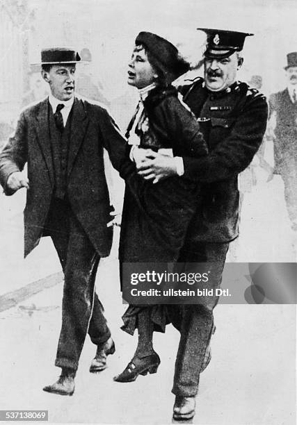 Emmeline Pankhurst, , Suffragette, Feministin, Großbritannien, gründete 1889 zur Durchsetzung des, Frauenwahlrechts die `Women's Franchise, League'...