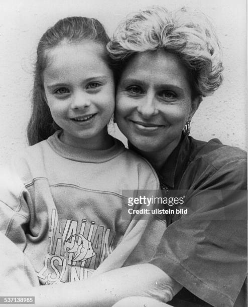 Sängerin, D, mit Tochter Maxie, - 1993