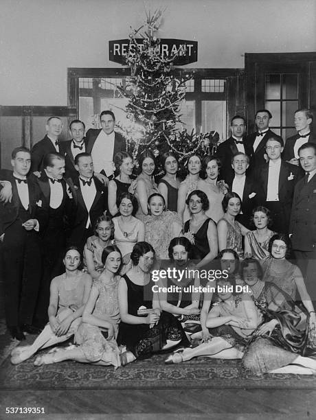 Anna Pavlova,Anna Pawlowa , Ballettänzerin, Tänzerin ; Russland , Weihnachtsfeier in Amsterdam, - 1927