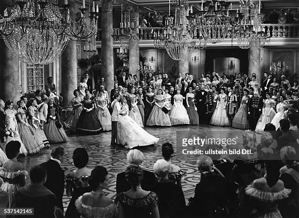 Germany / Austria - sentimental films of the 1950ies Scene of the movie 'Sissi - Die junge Kaiserin' Directed by: Ernst Marischka Austria 1956...