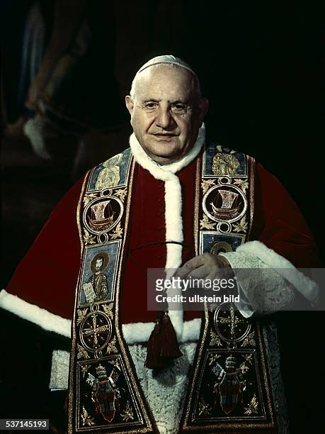 , , Papst 1958-1963, Halbfigur im Ornat, - o.J. 9x12cm