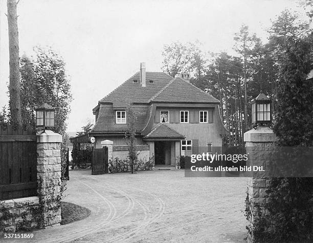 Grossindustrieller, Heinenhof - Potsdam, Landsitz Carl Friedrich v. Siemens, die Einfahrt, - 1912, Foto: R. Siegert