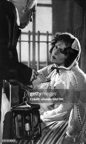 Loria Vane Detlef Sierck Photos and Premium High Res Pictures - Getty Images