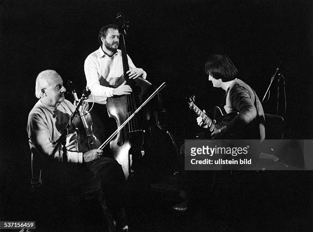 Stephane Grappelli , Jazzmusiker , F, Das Grappelli-Trio beim Berliner, Jazzfest , - 1984