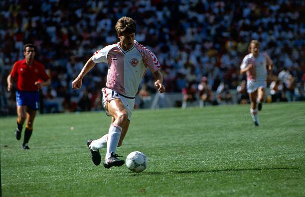 World Cup in Mexico Michael Laudrup * Football player, Denmark, member of the Danish national team - Laudrup in action during the round of 16 match...