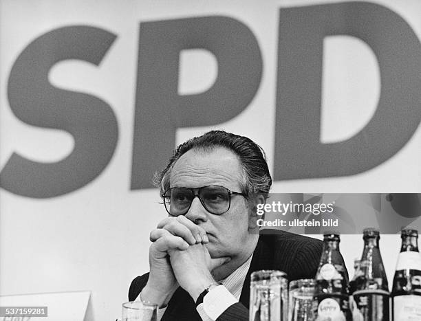 96 Peter Glotz Photos & High Res Pictures Getty Images