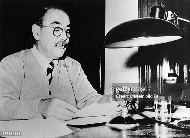 232 Imre Nagy Stock Photos, HighRes Pictures, and Images Getty Images