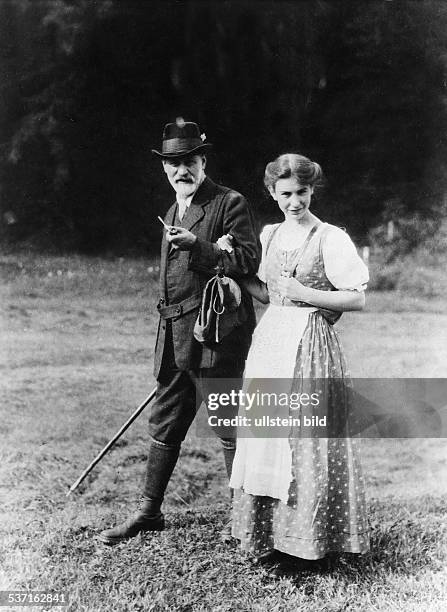 Anna Freud,Anna Freud,Sigmund Freud,Sigmund Freud , Wissenschaftler, Psychoanalytiker, Österreich, mit seiner Tochter Anna in den Dolomiten, -...