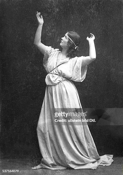 Isadora Duncan,Isadora Duncan , Tänzerin, USA, - in Tanzpose, - 1904