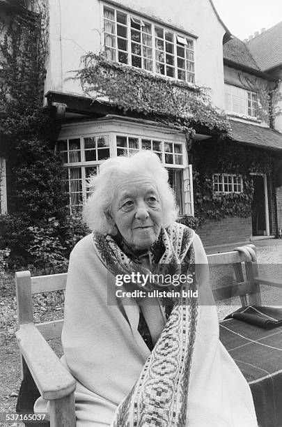 Margaret Rutherford, actress, UK - 1971